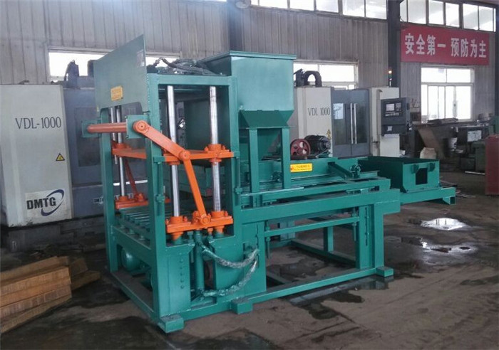 QT5-20 big size semi automatic hydraulic concrete brick making machine, full block production line