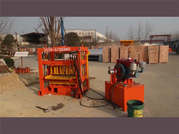 QT4-30 small hydraulic concrete block machine for cement blocks, interlocking briks