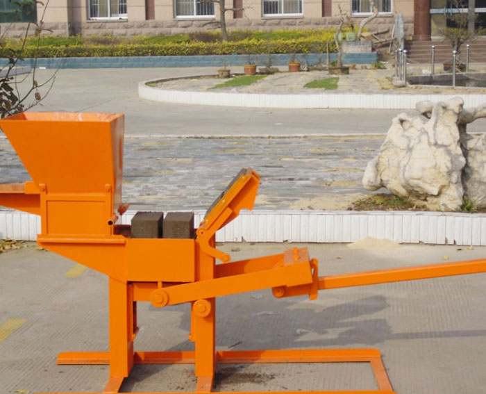 QMR2-40 small manual clay interlocking block machine