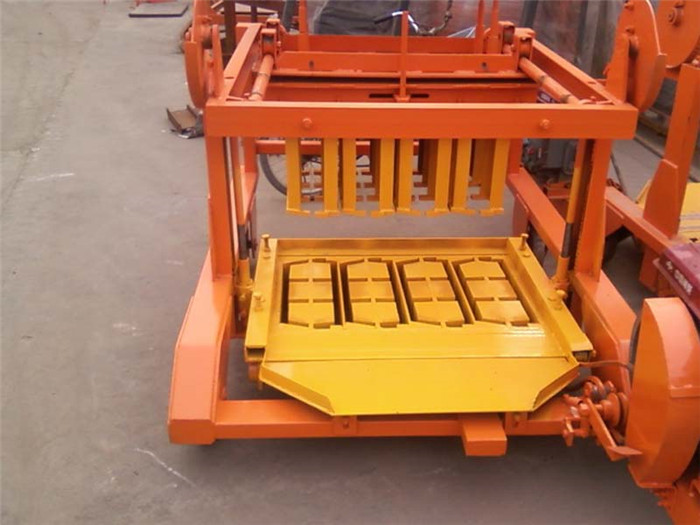 QMR4-45 Diesel mobile concrete block making machine